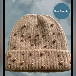 NWOT Pearl Embellished Beige Beanie